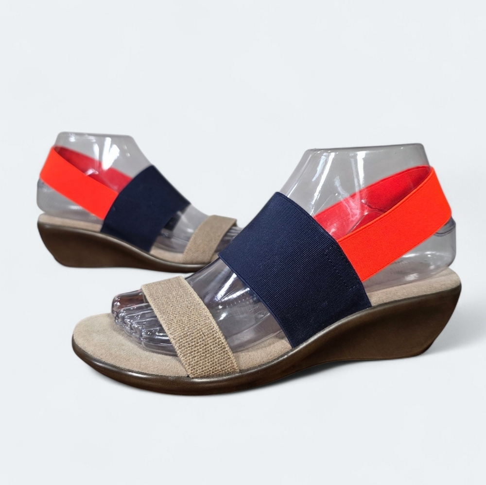 Charleston Shoe Co. Cooper Low Wedge Size 7 Sandals Orange and Navy Straps